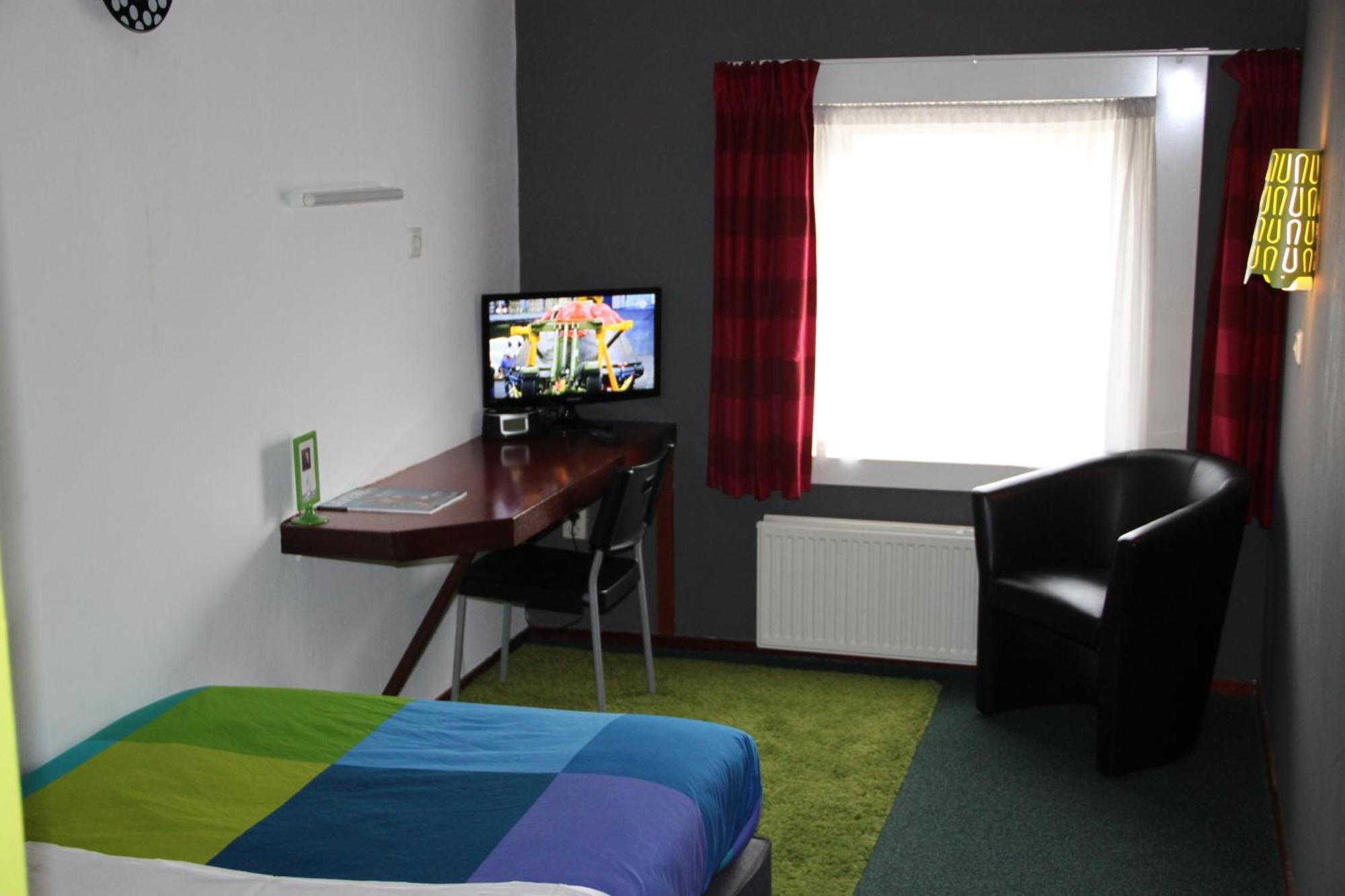 Hotel Oorsprongpark City Centre Утрехт Стая снимка